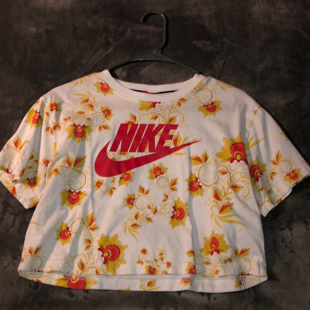 Cropped shirt